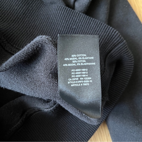 Aritzia Group By Babaton Quarter Zip Sweatshirt - Picture 5 of 5